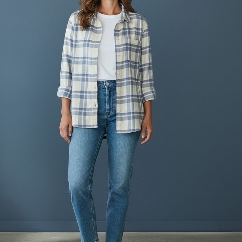 Madewell Women's Medium  Blue + White Flannel Classic Plaid Casual Comfort Soft